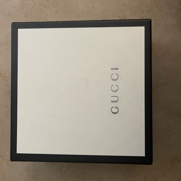 Gucci belt - Picture 1 of 3